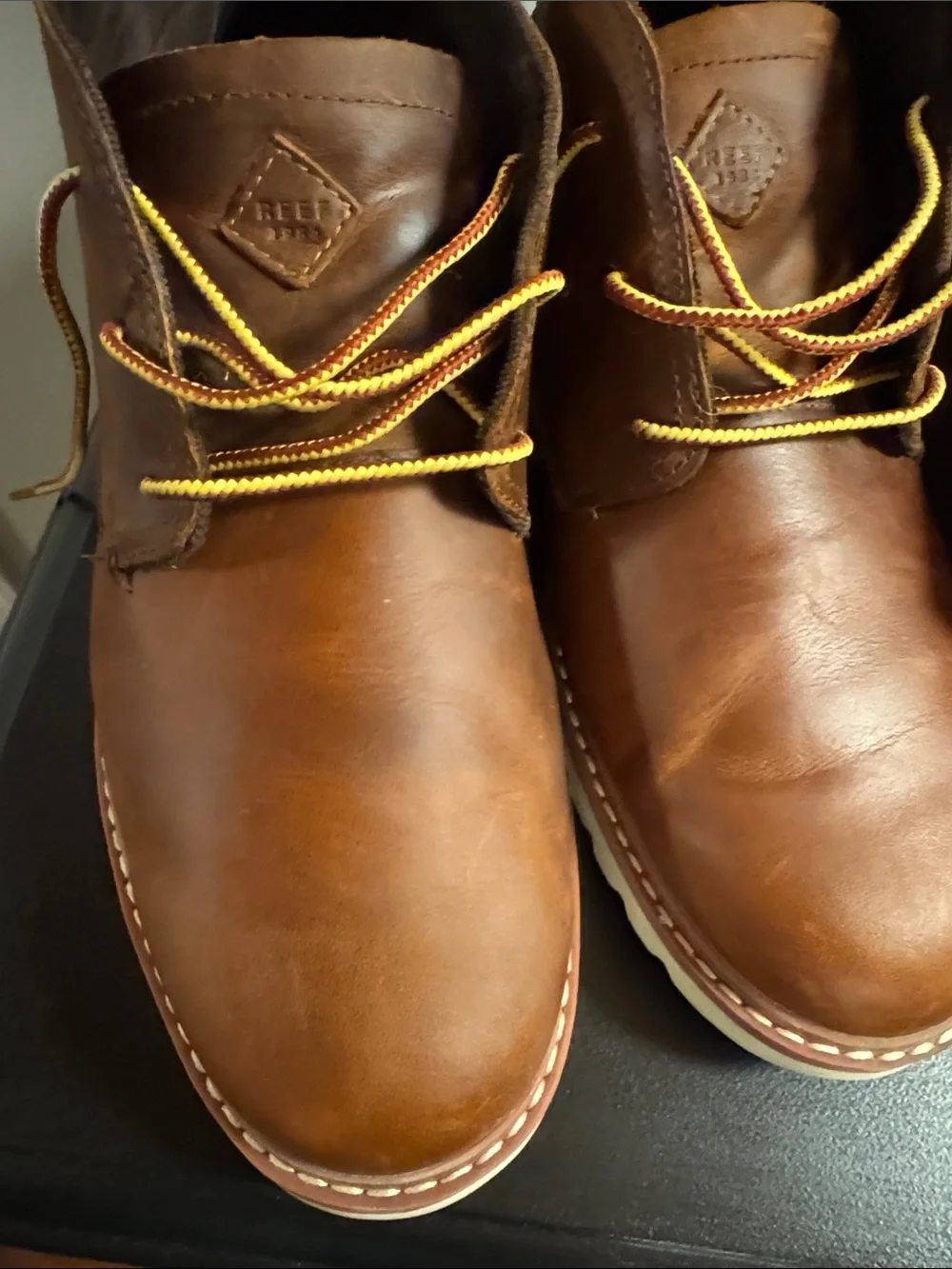 Reef brown leather